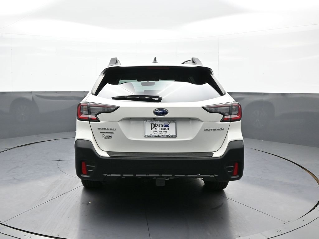 Used 2022 Subaru Outback Premium image 7