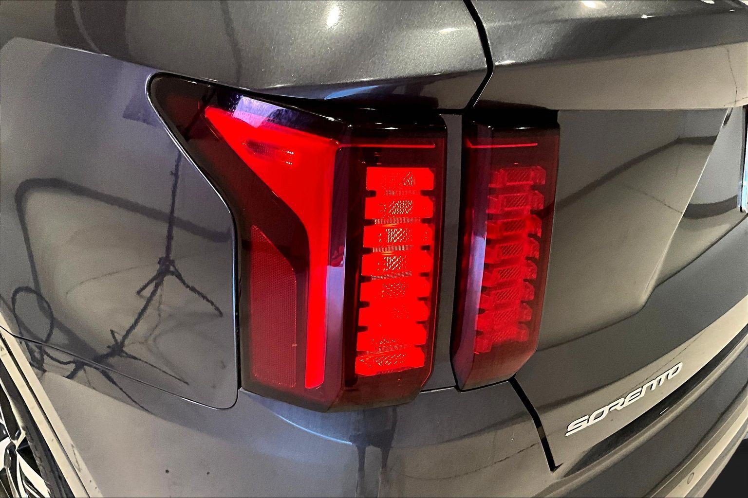 Used 2023 Kia Sorento S w/ Panoramic Sunroof Package FWD image 23