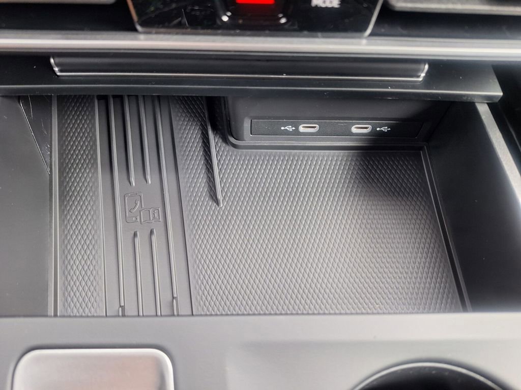 New 2026 Volkswagen Atlas SE image 17