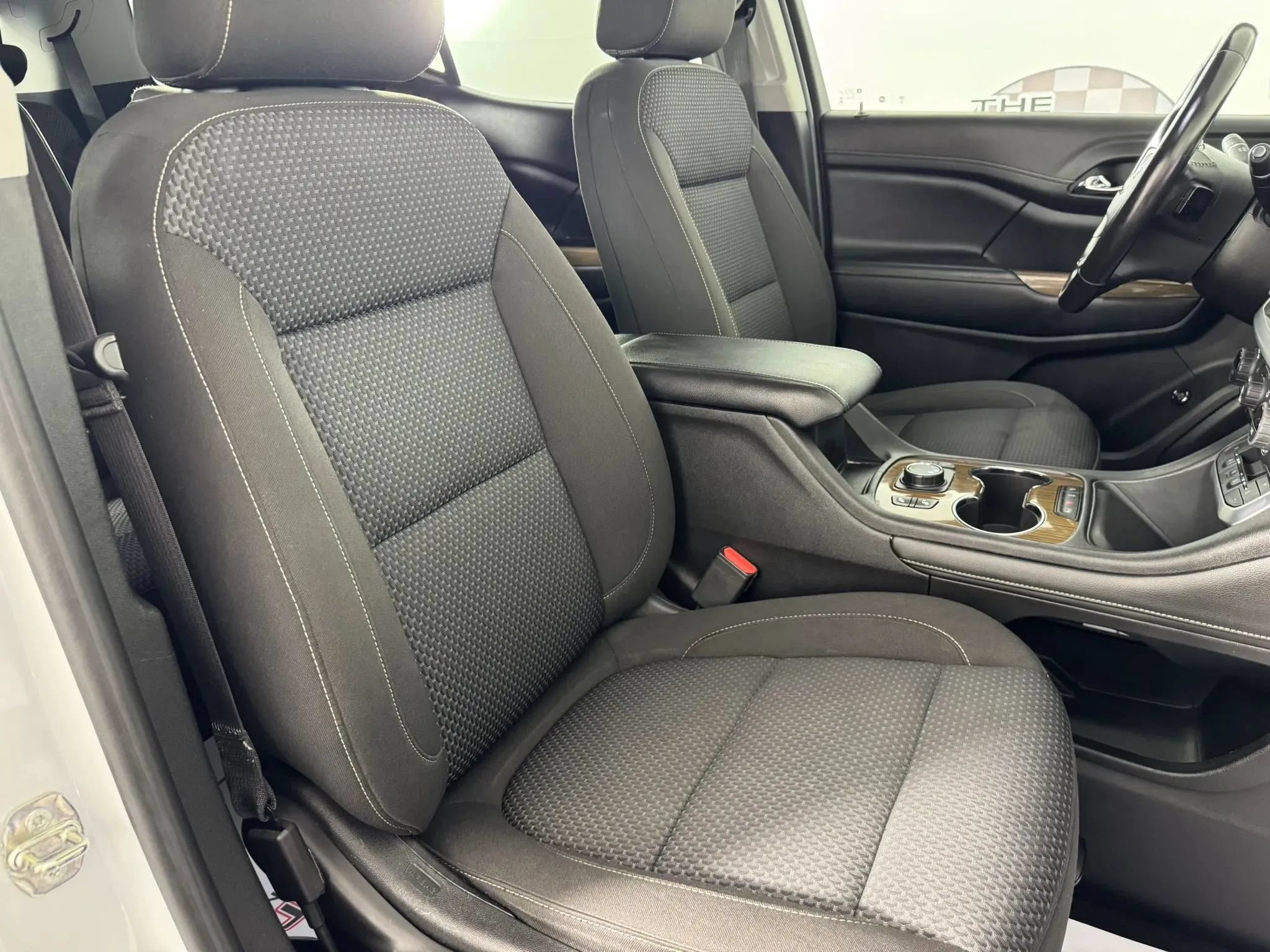 Used 2020 GMC Acadia SLE w/ Driver Convenience Package AWD/4WD image 35