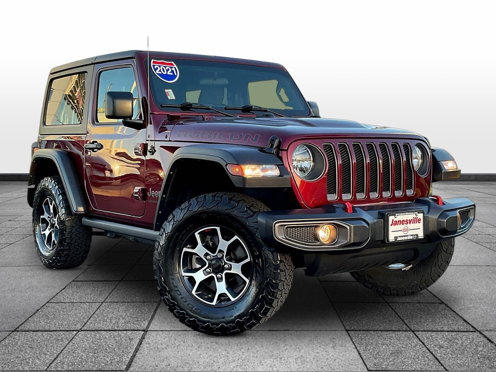 Used 2021 Jeep Wrangler Rubicon w/ Cold Weather Group AWD/4WD image 1