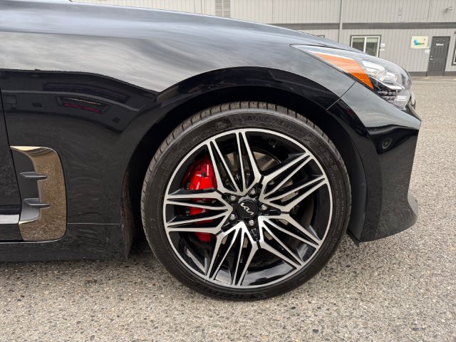 Used 2022 Kia Stinger GT2 AWD/4WD image 28