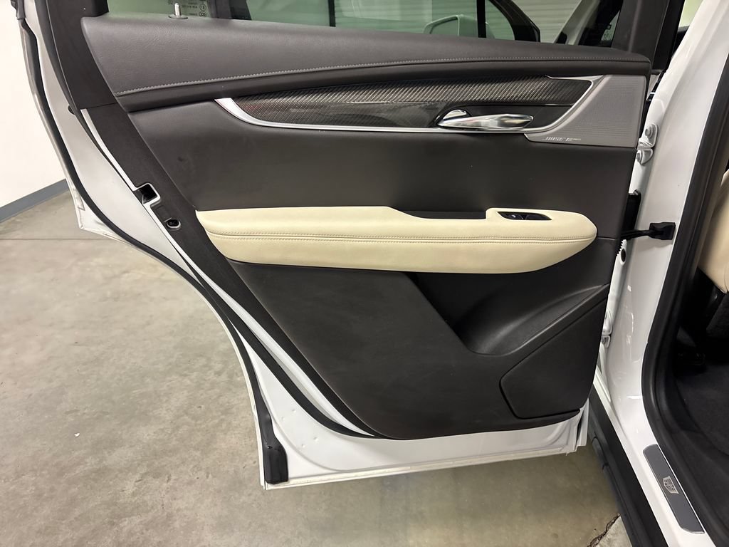 Used 2020 Cadillac XT6 Sport AWD/4WD image 28
