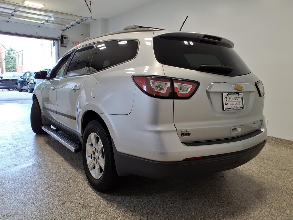 Used 2015 Chevrolet Traverse AWD LS image 6