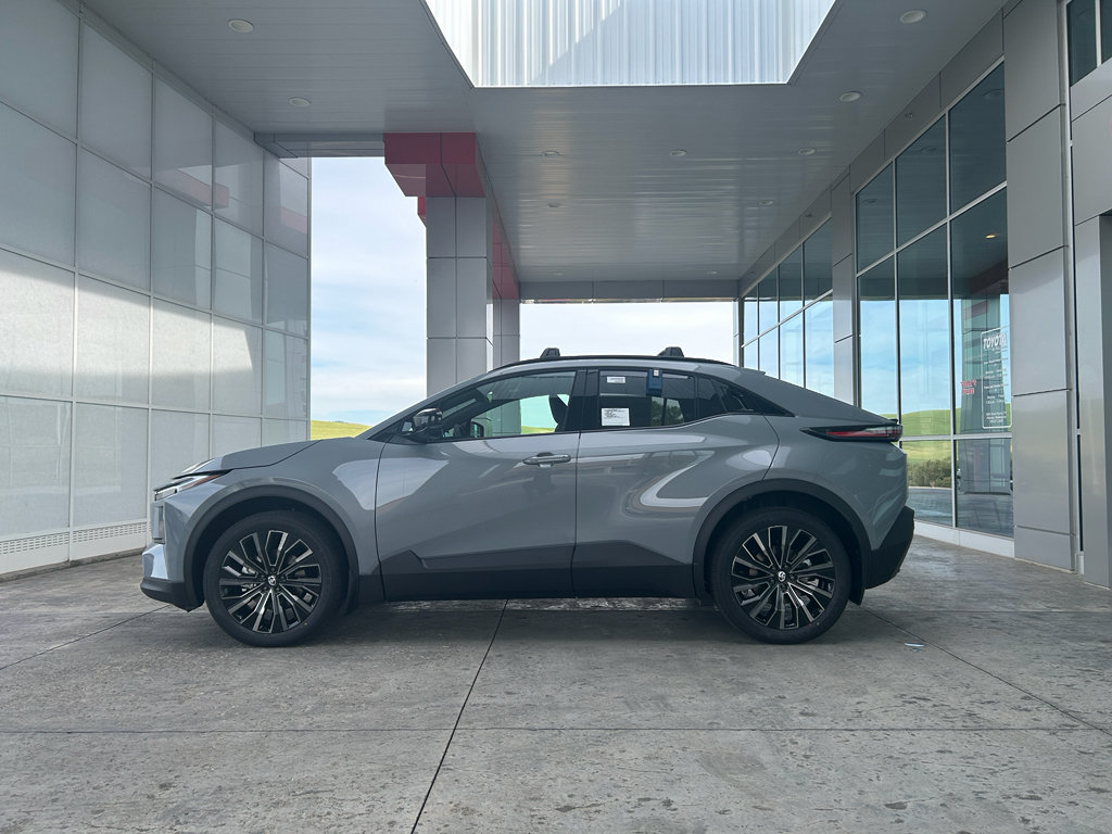 New 2026 Toyota C-HR AWD/4WD image 5