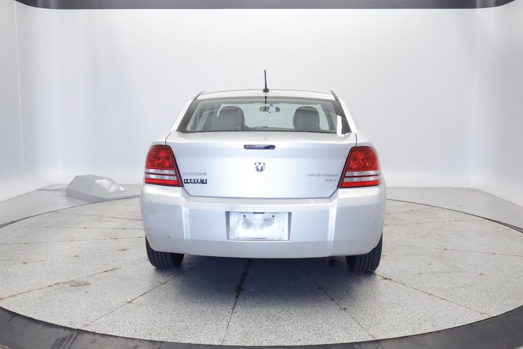 Used 2010 Dodge Avenger SXT FWD image 4