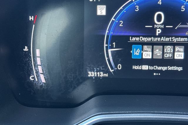 Certified 2025 Toyota Corolla Cross XLE FWD image 30