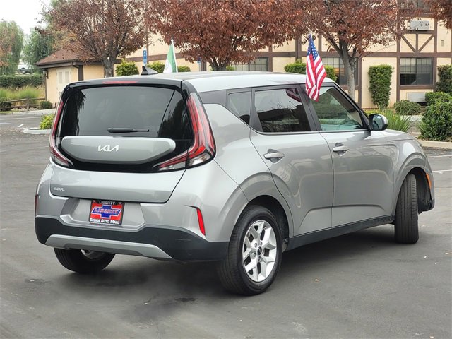 Used 2023 Kia Soul LX w/ Option Group 015 image 5