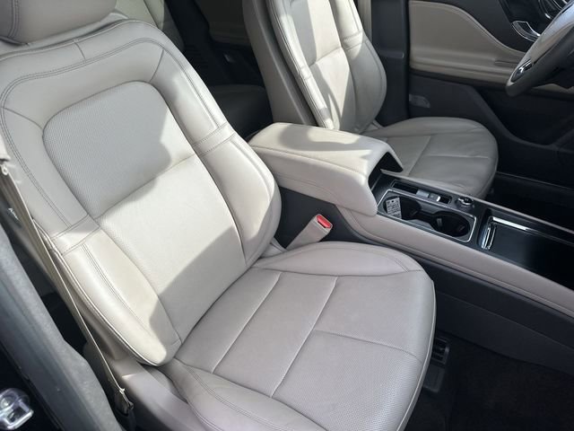 Used 2023 Lincoln Corsair AWD w/ Equipment Group 101A image 26
