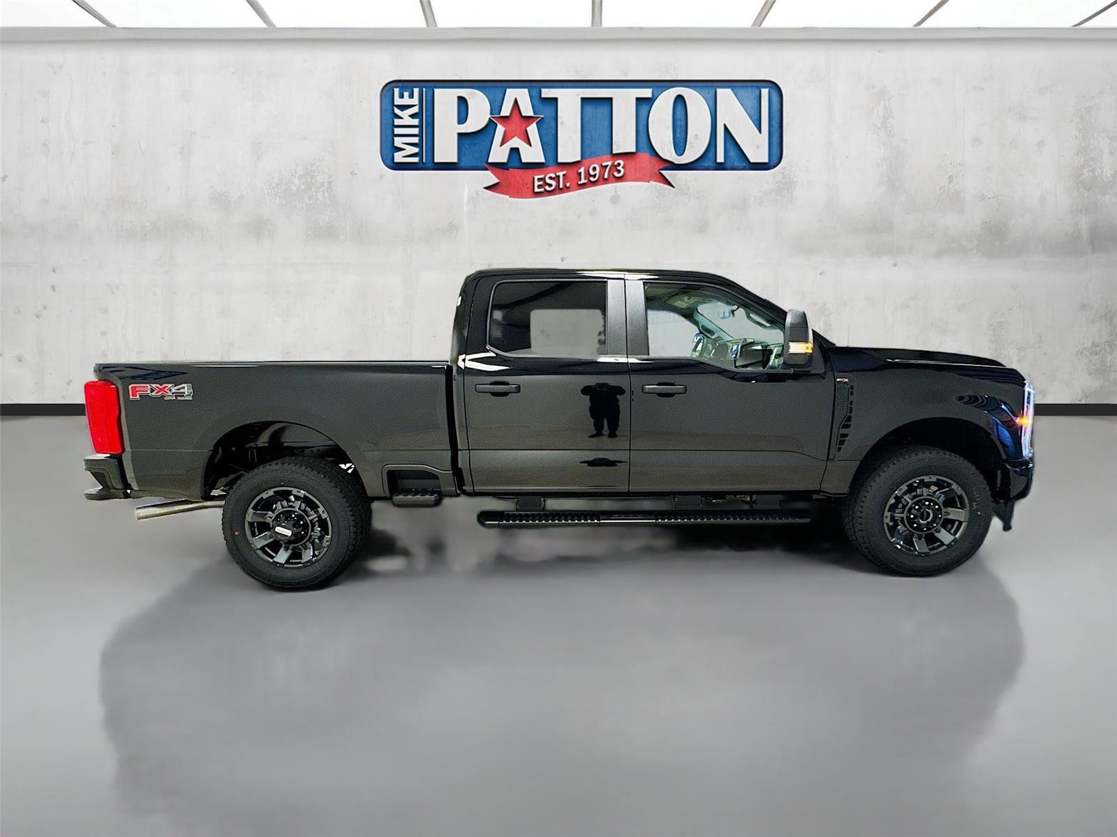 New 2026 Ford F250 XL w/ STX Appearance Package AWD/4WD image 8