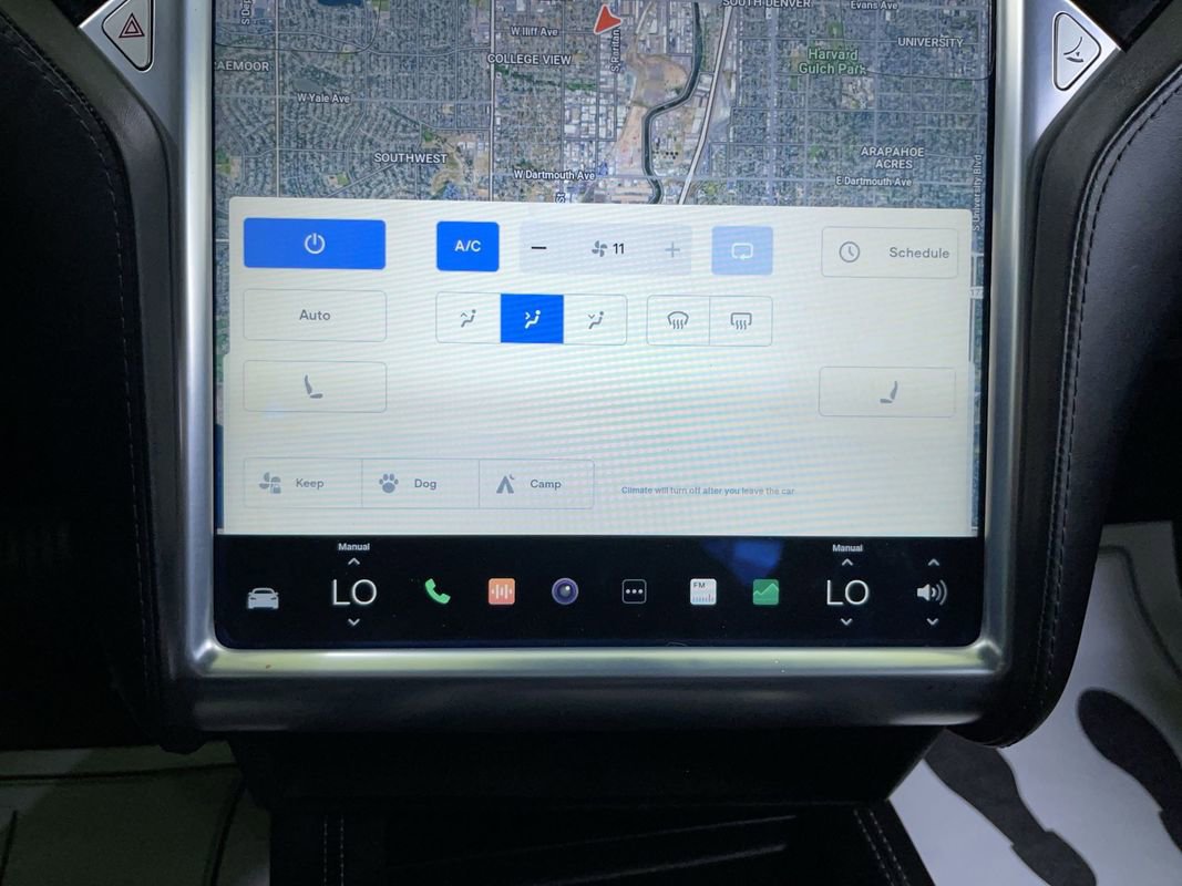 Used 2015 Tesla Model S 85D image 23