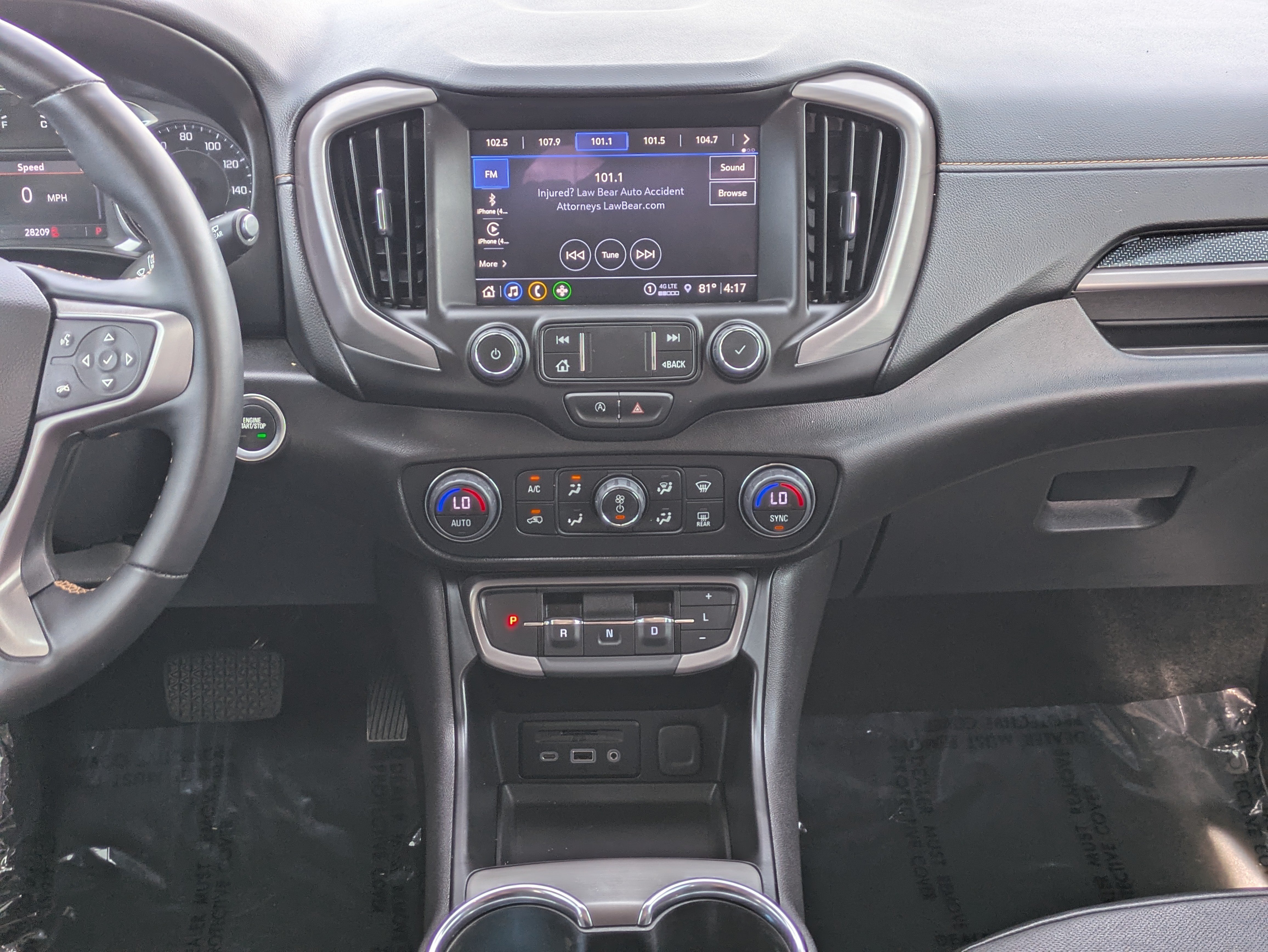 Used 2024 GMC Terrain AT4 w/ Tech Package AWD/4WD image 16