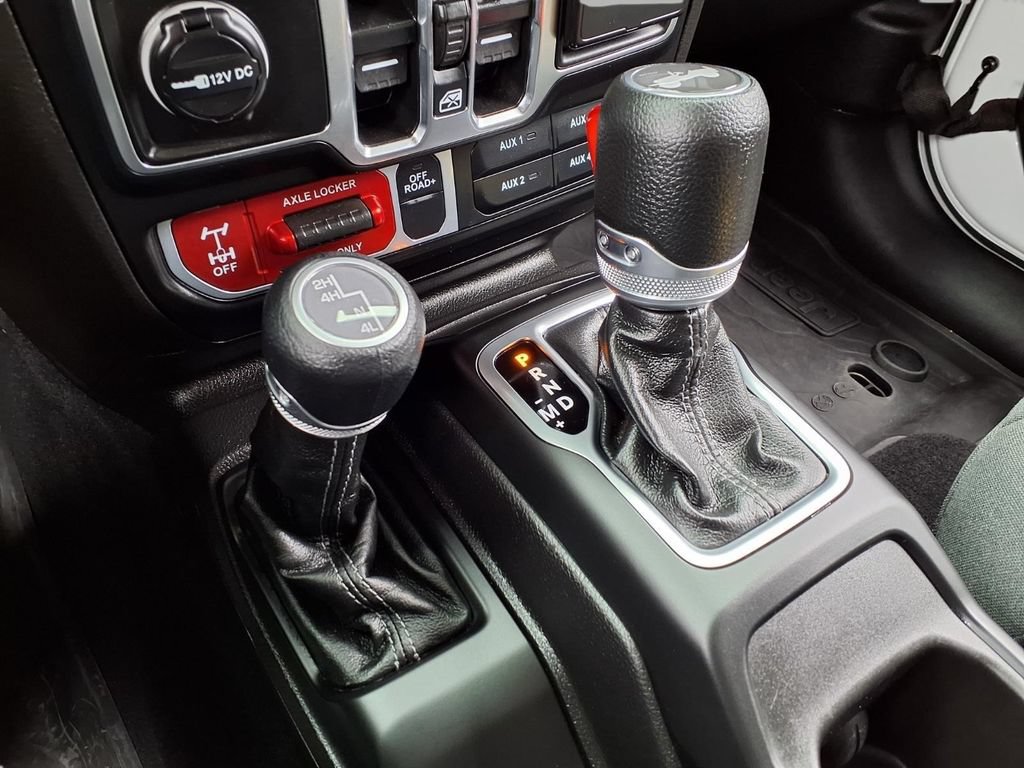 Certified 2025 Jeep Wrangler Unlimited Sport AWD/4WD image 11