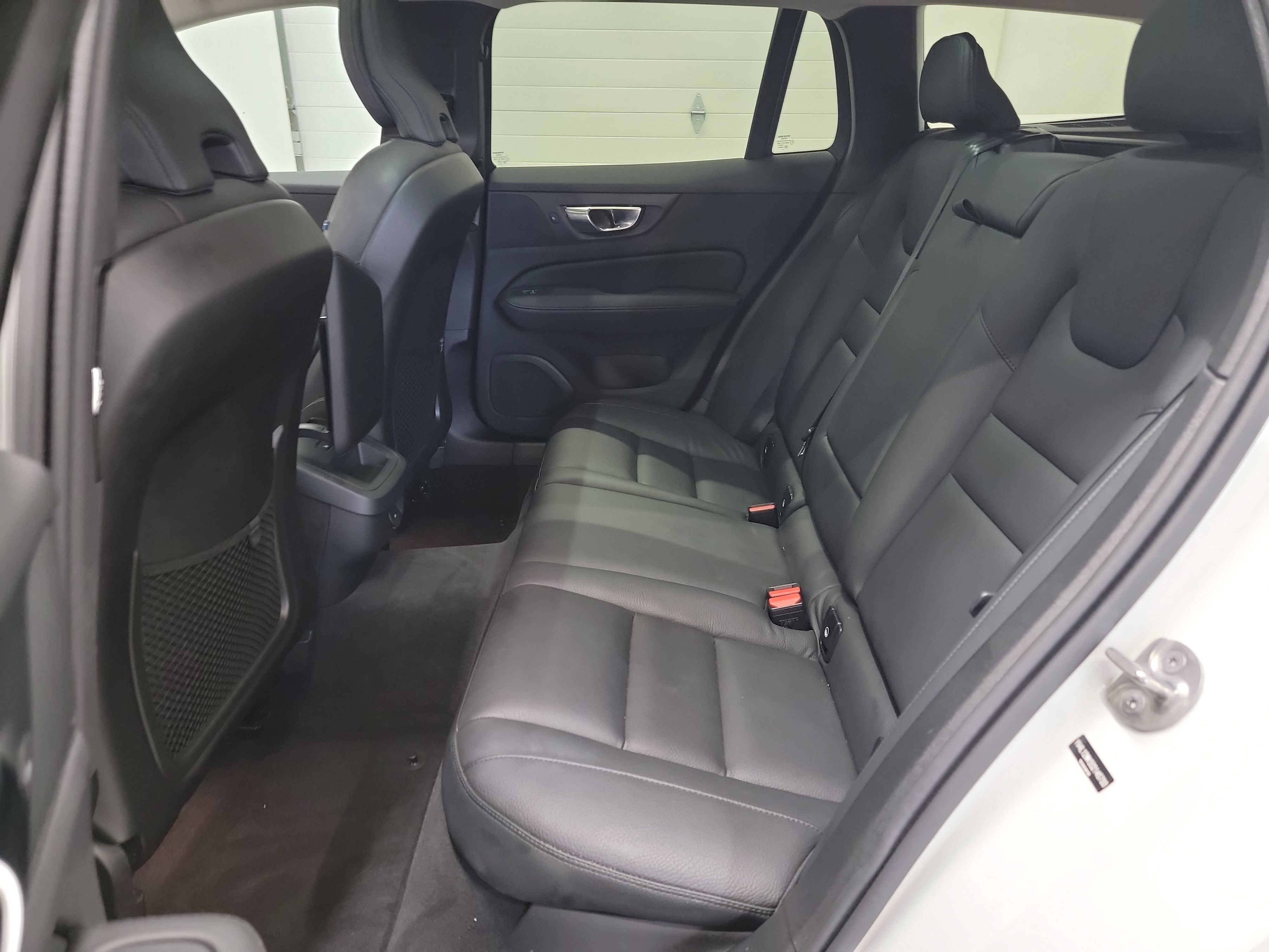Used 2025 Volvo V60 B5 Cross Country Plus AWD/4WD image 28