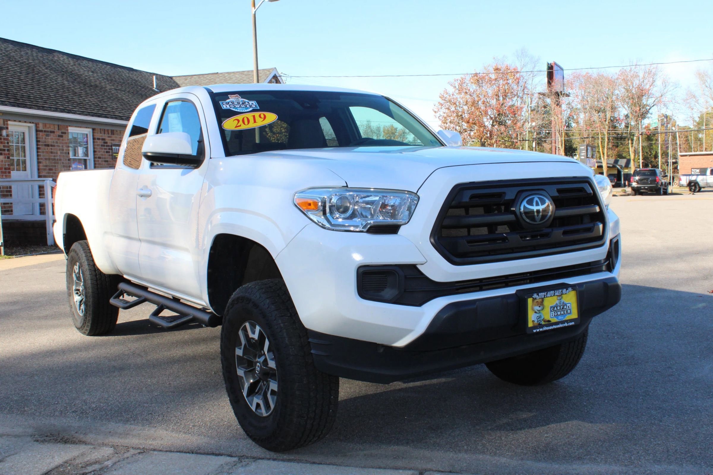 Used 2019 Toyota Tacoma SR w/ SR Convenience Package image 11