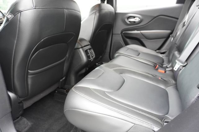 Used 2015 Jeep Cherokee Limited image 20