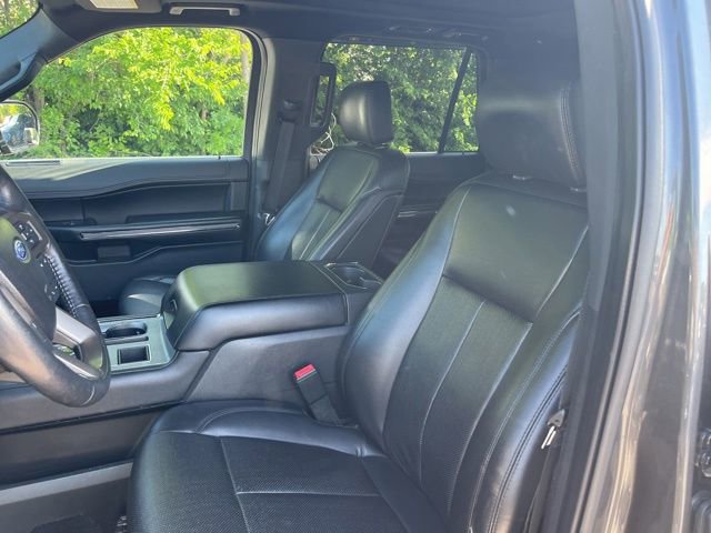 Used 2020 Ford Expedition XLT w/ Equipment Group 202A RWD image 11