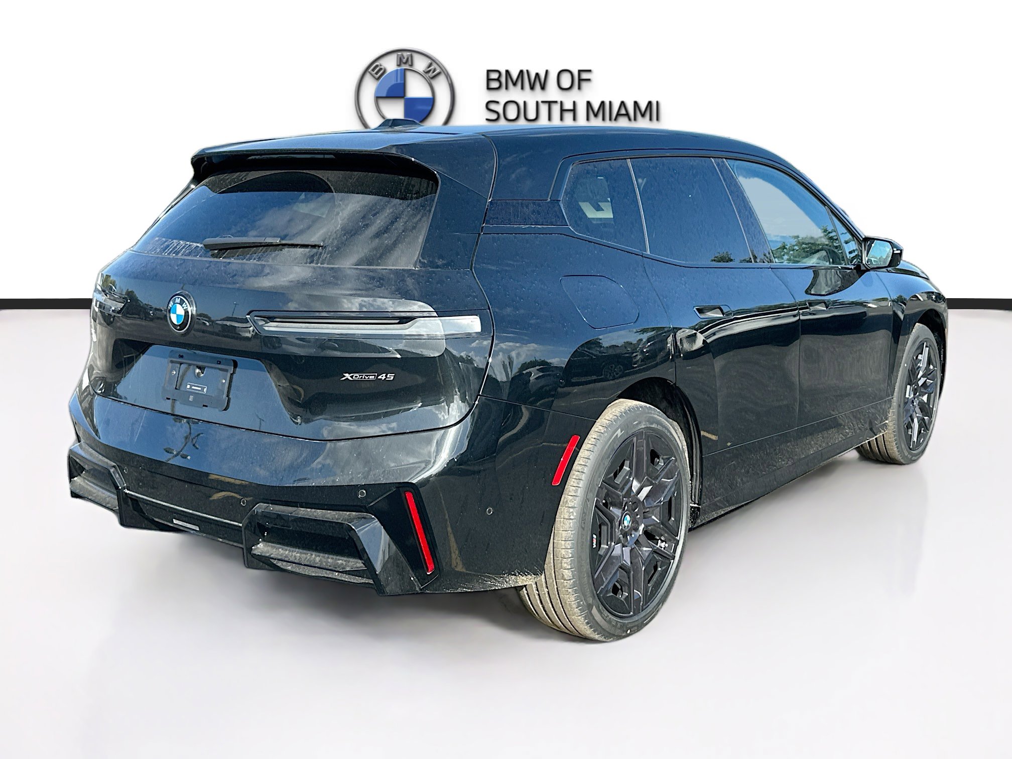 New 2026 BMW iX xDrive45 w/ M Sport Package image 6