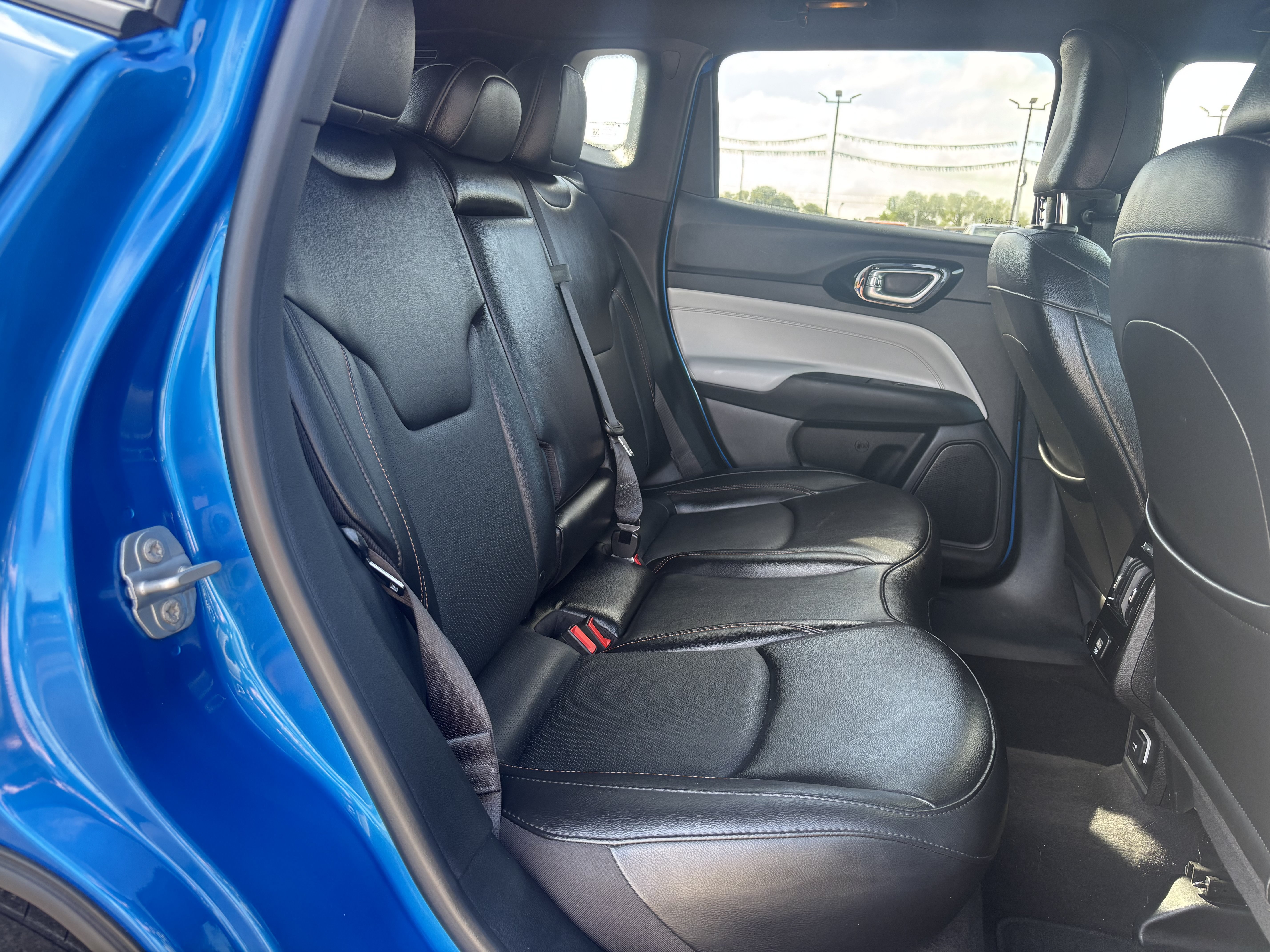 Used 2023 Jeep Compass Limited AWD/4WD image 24