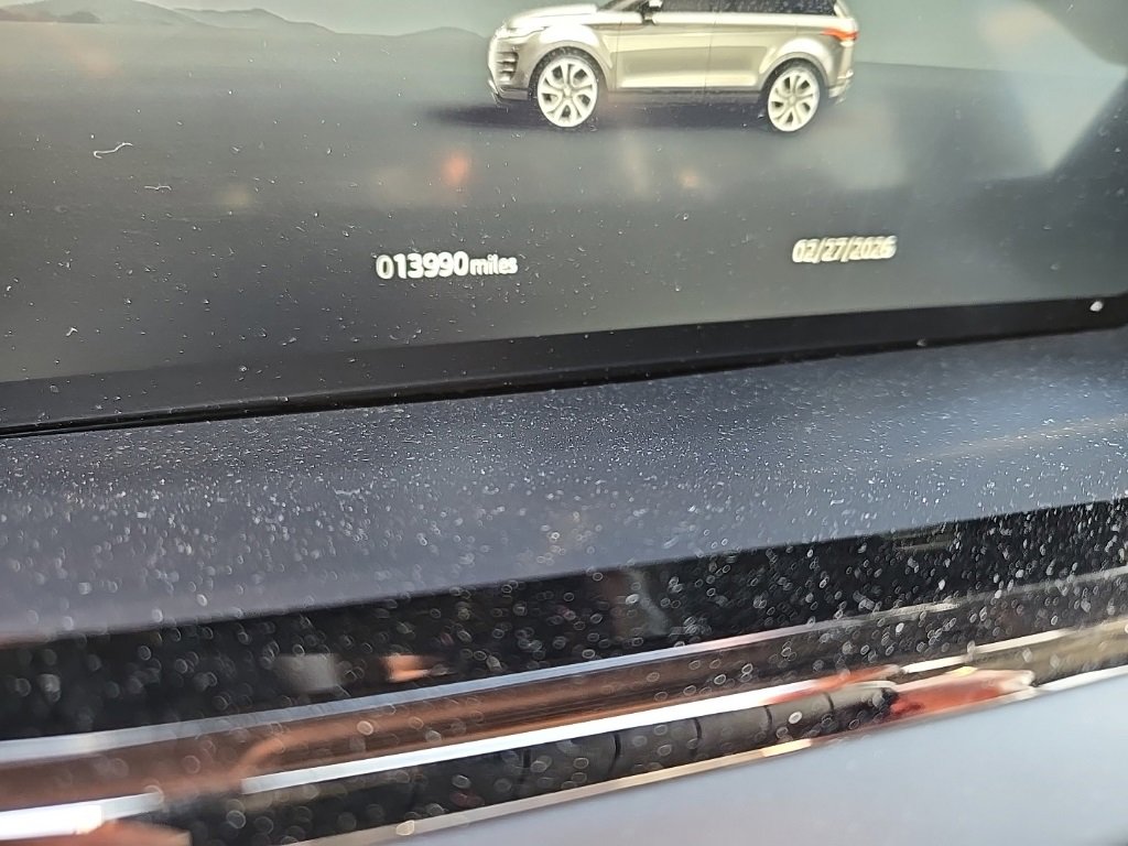 Used 2025 Land Rover Range Rover Evoque S image 12