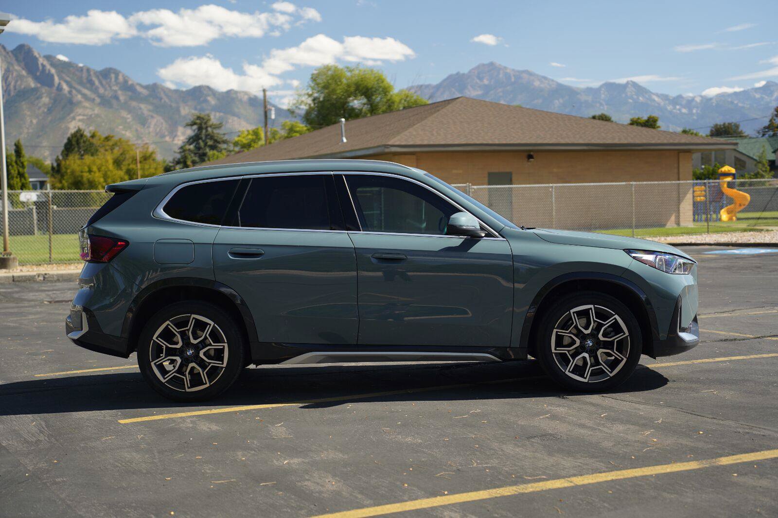 Used 2025 BMW X1 xDrive28i w/ Premium Package AWD/4WD image 6