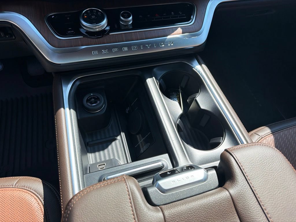 New 2027 Ford Expedition King Ranch AWD/4WD image 21