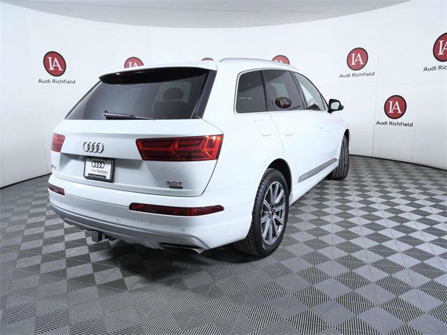 Used 2017 Audi Q7 3.0T Prestige image 8