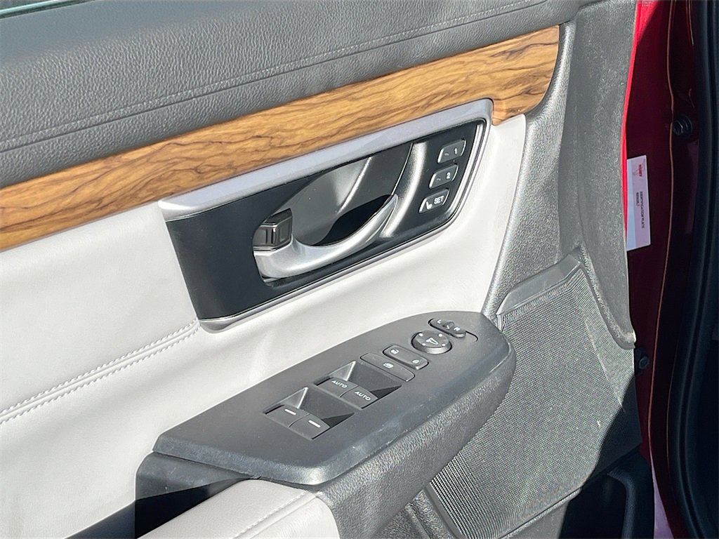 Used 2022 Honda CR-V Touring image 18