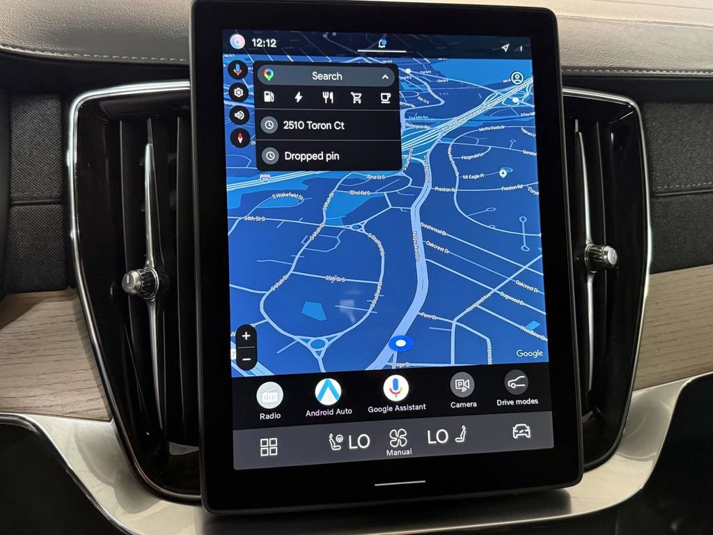 Certified 2025 Volvo XC90 T8 Plus w/ Protection Package Premier AWD/4WD image 6