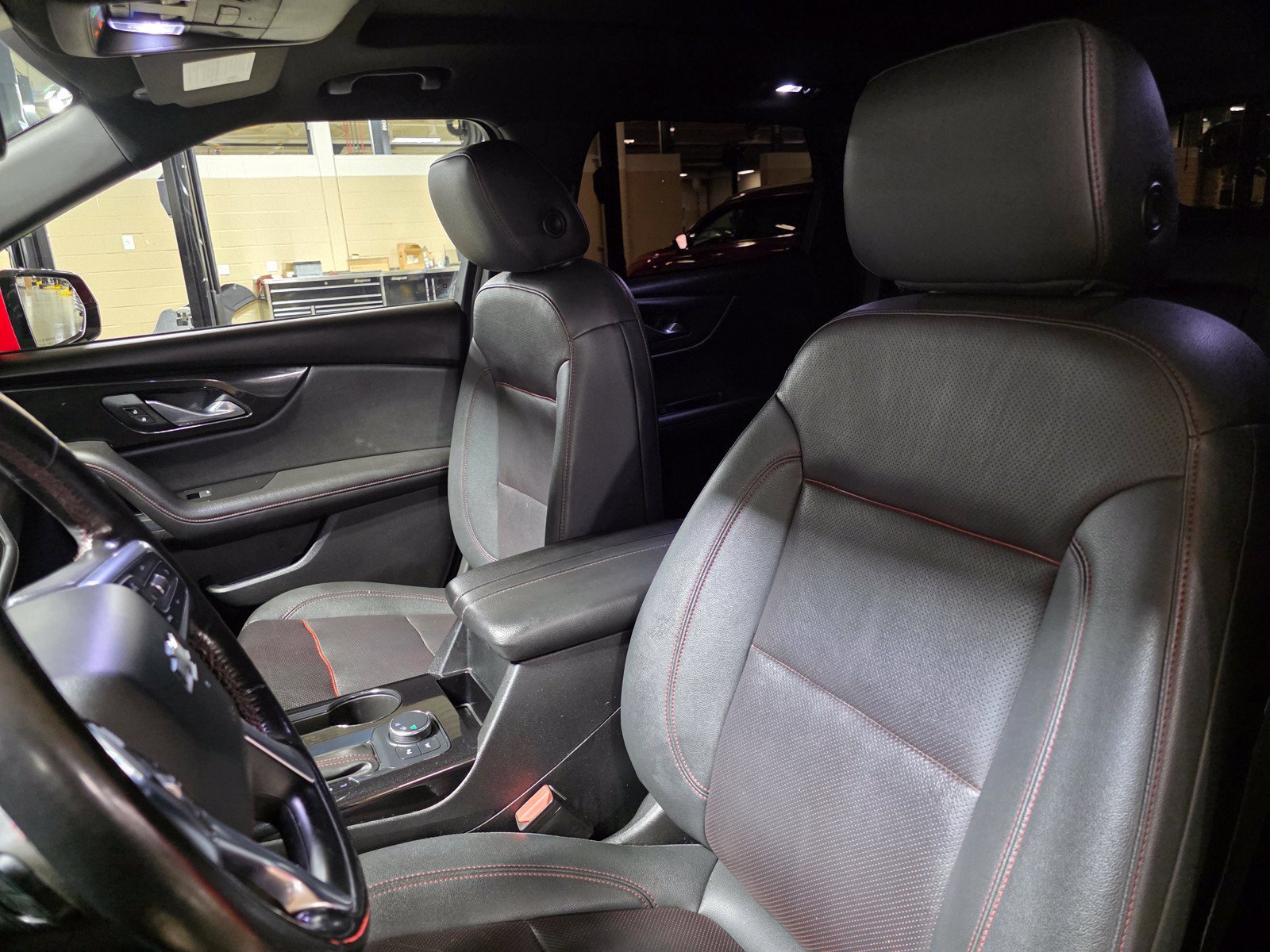 Used 2021 Chevrolet Blazer RS w/ Enhanced Convenience Package FWD image 24
