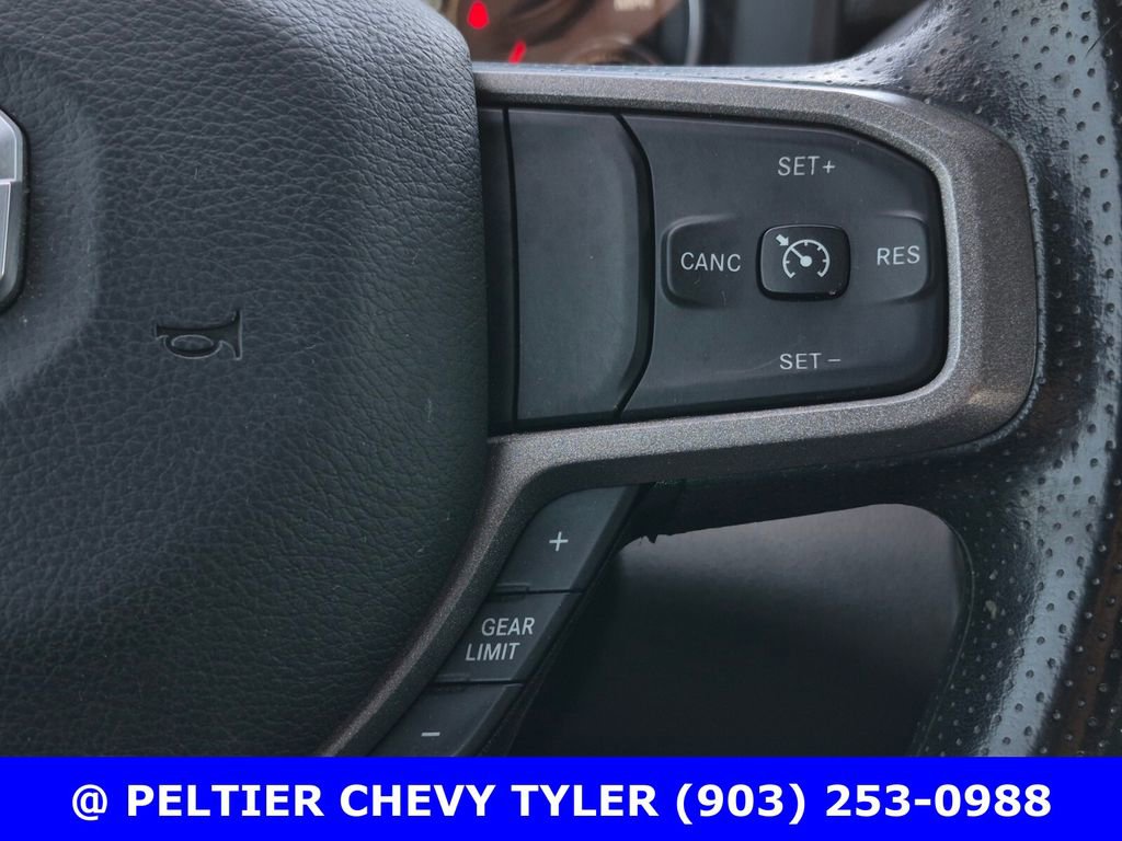 Used 2024 RAM 2500 Tradesman w/ Chrome Appearance Group image 21