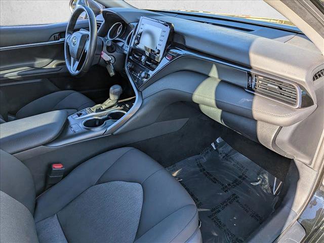Used 2023 Toyota Camry LE image 19