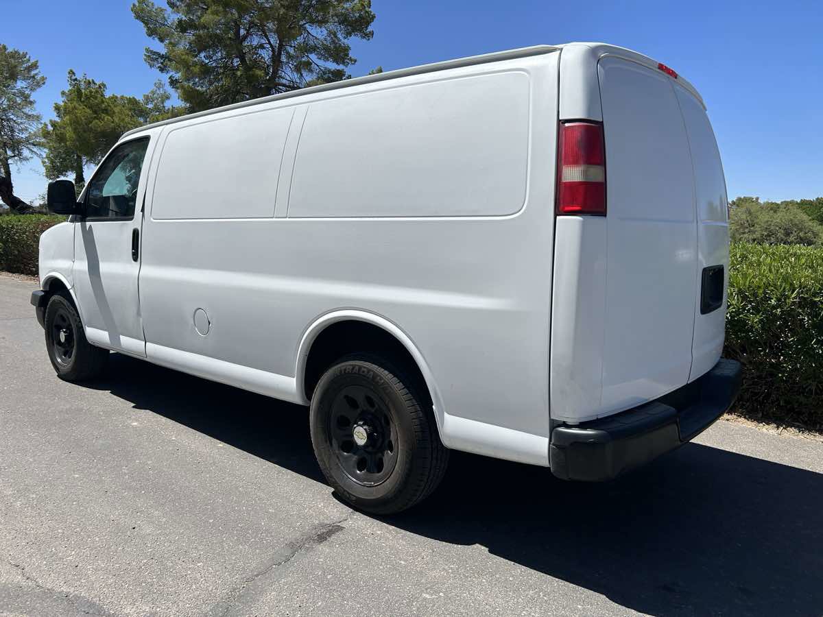 Used 2013 Chevrolet Express 1500 w/ Power Package image 3