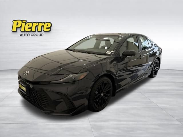 Used 2025 Toyota Camry SE AWD/4WD image 1