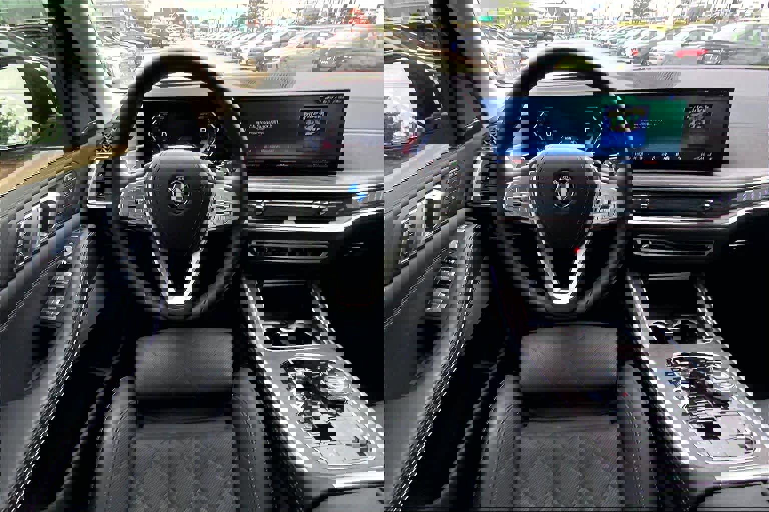 Used 2024 BMW X7 xDrive40i w/ Executive Package image 5