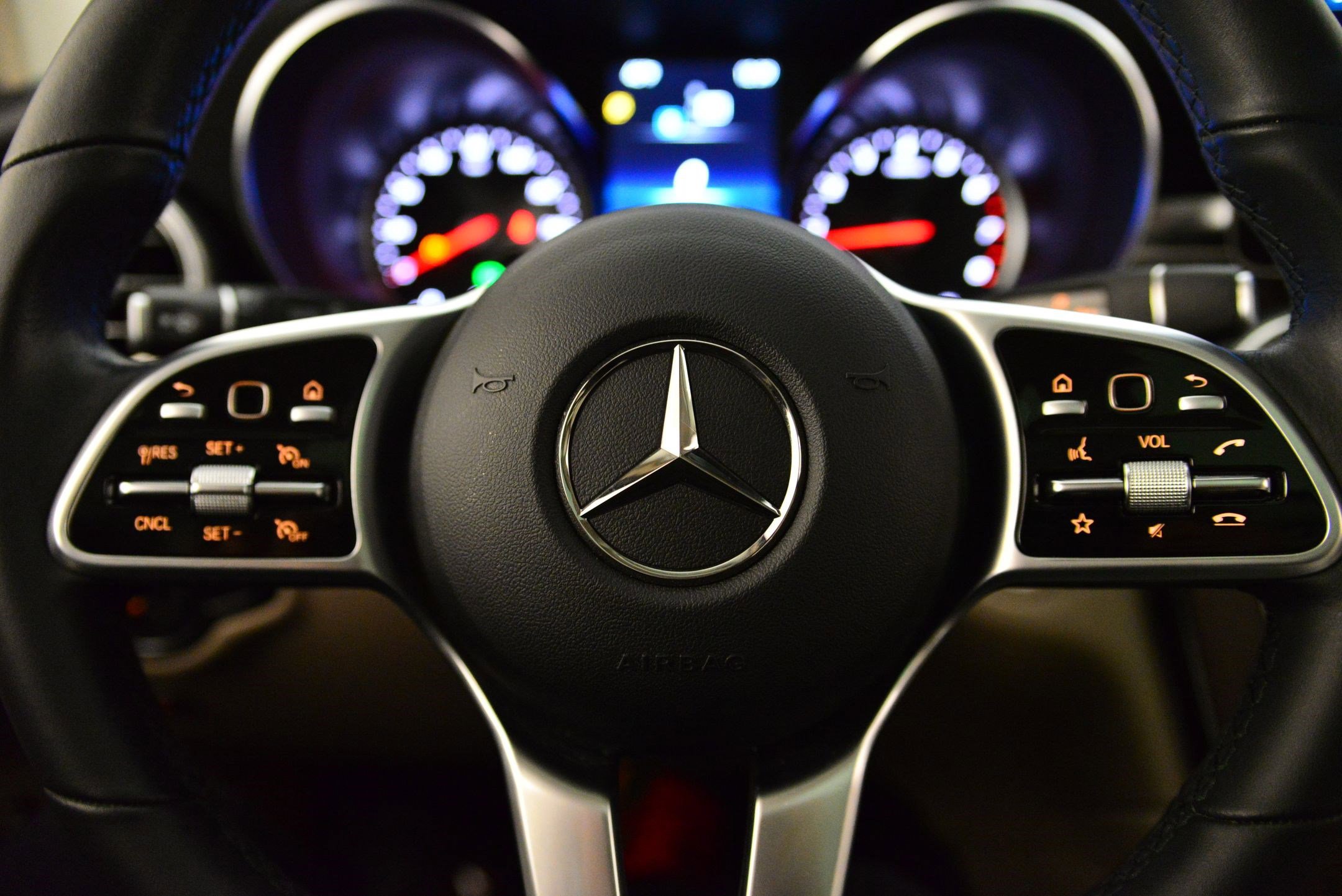 Used 2022 Mercedes-Benz GLC 300 4MATIC image 13