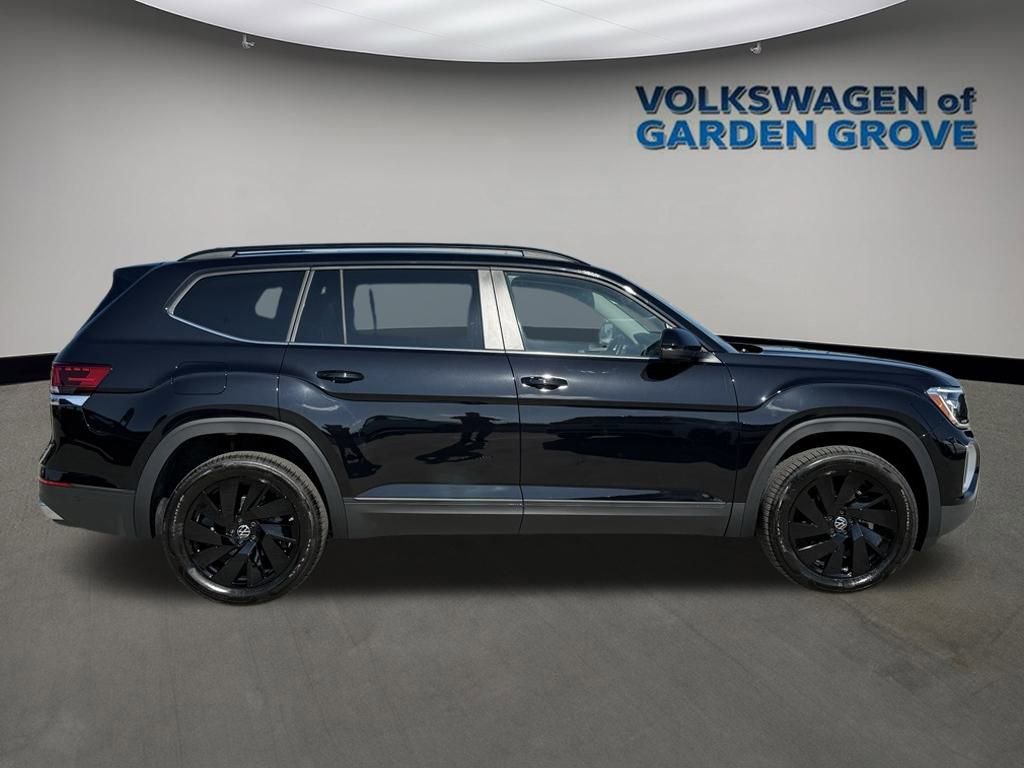 New 2026 Volkswagen Atlas SE image 8