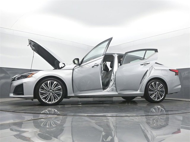 Used 2023 Nissan Altima 2.5 SL image 59