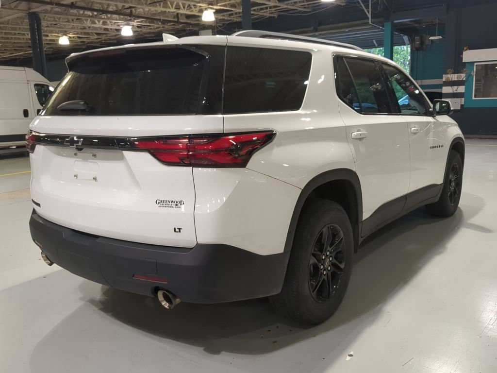 Used 2023 Chevrolet Traverse LT FWD image 8