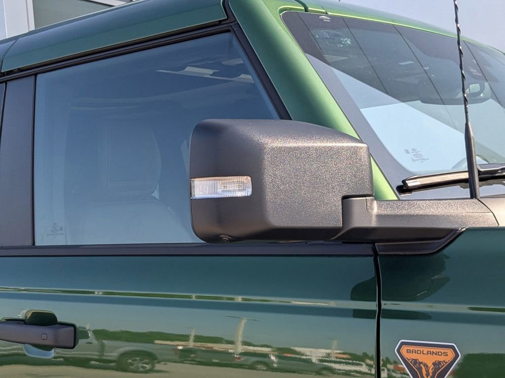 New 2025 Ford Bronco Badlands image 13