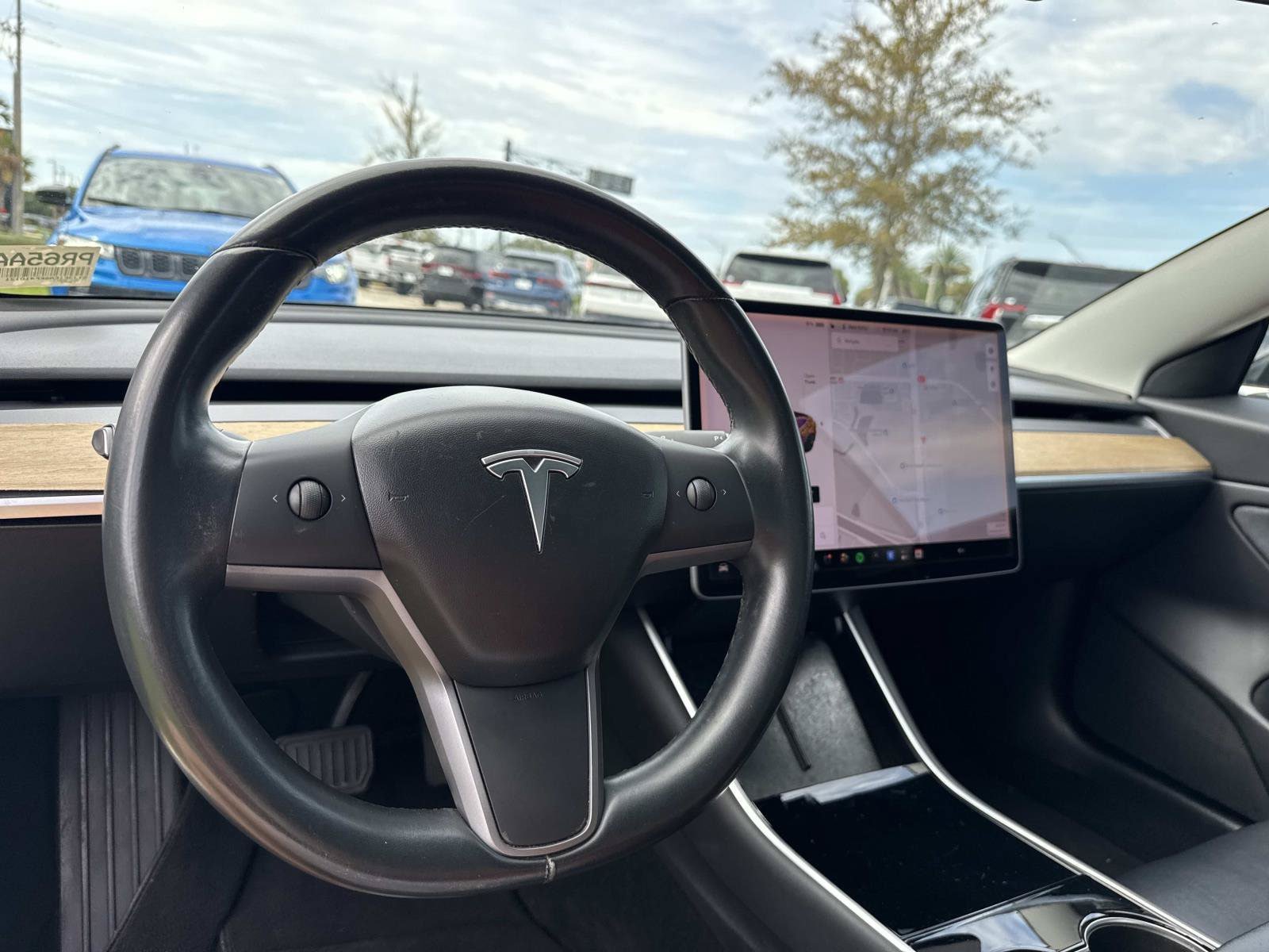 Used 2019 Tesla Model 3 Standard Range RWD image 15