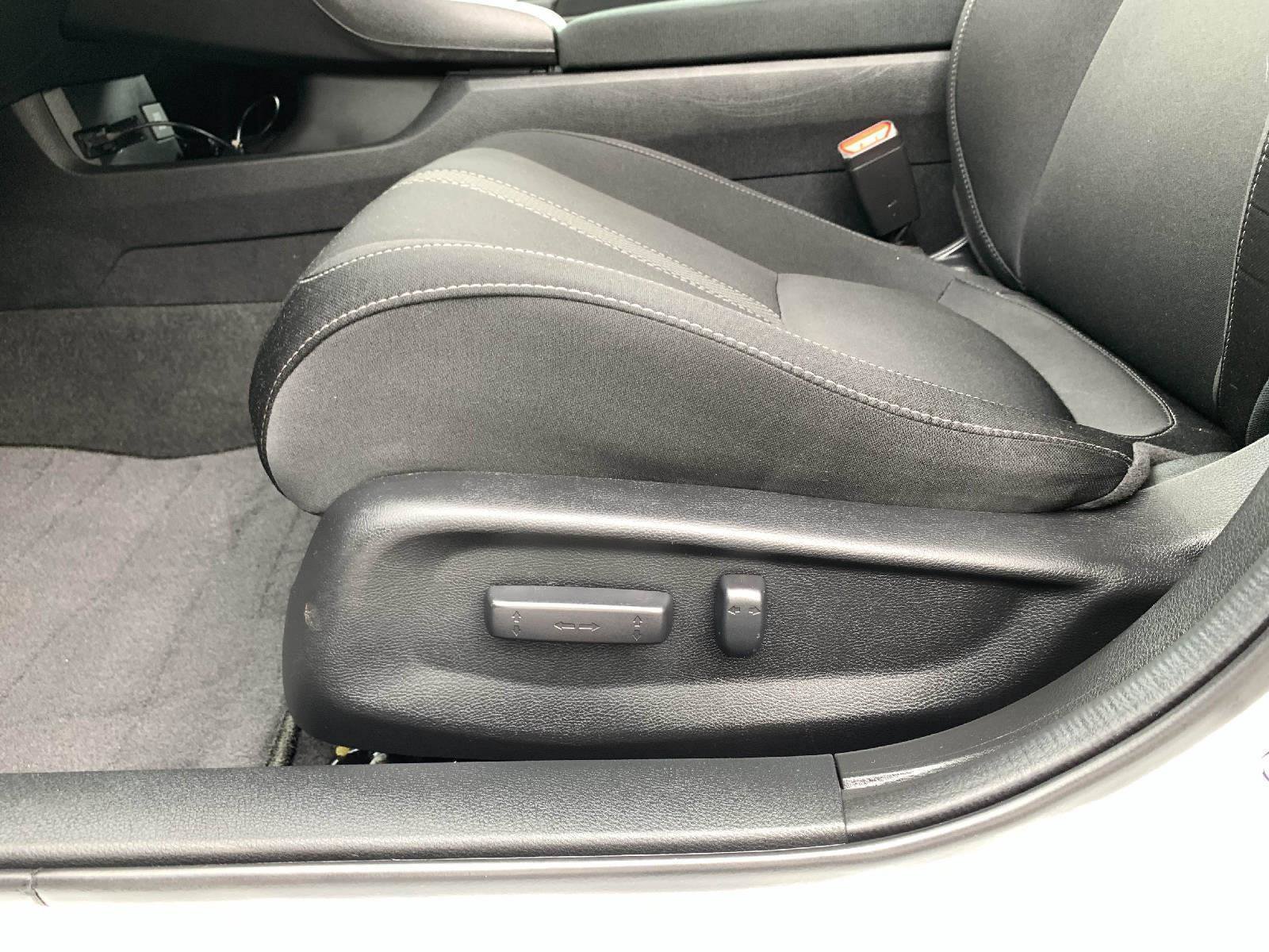 Certified 2021 Honda Civic EX image 35