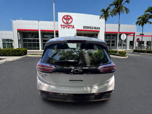 Used 2023 Chevrolet Bolt LT w/ Driver Confidence Package FWD image 8