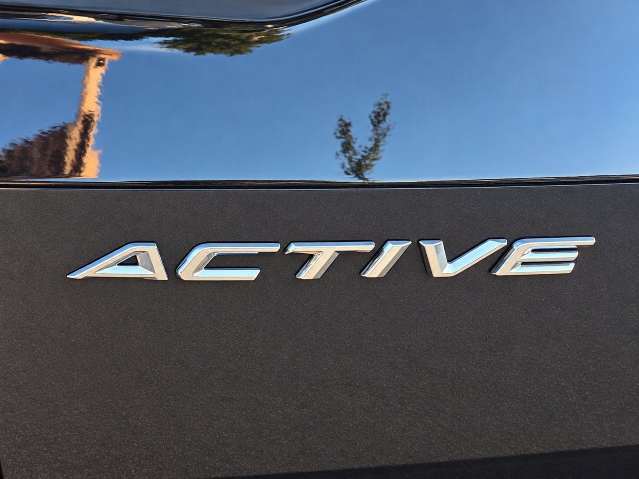Used 2025 Ford Escape Active w/ Tech Pack #1 AWD/4WD image 8