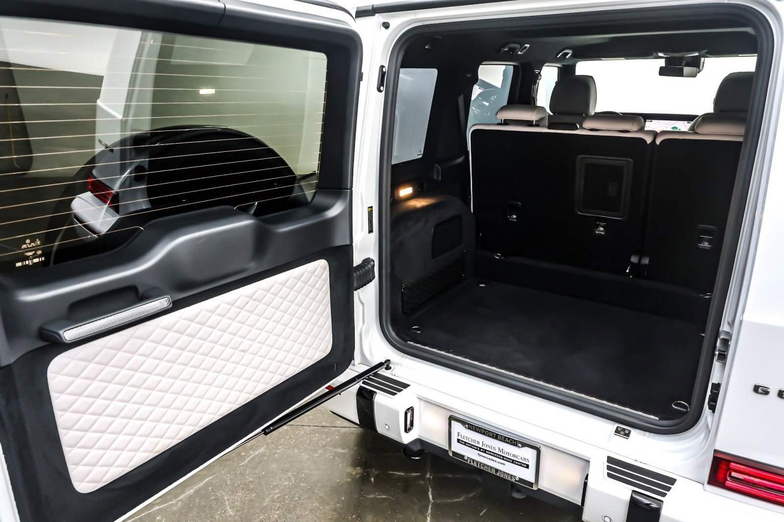 Certified 2024 Mercedes-Benz G 63 AMG 4MATIC image 24