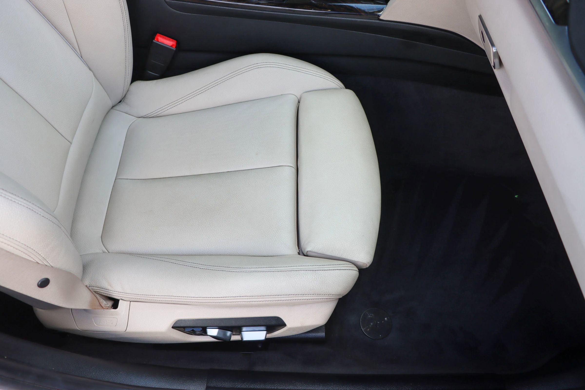 Used 2016 BMW 328i Sedan RWD image 22