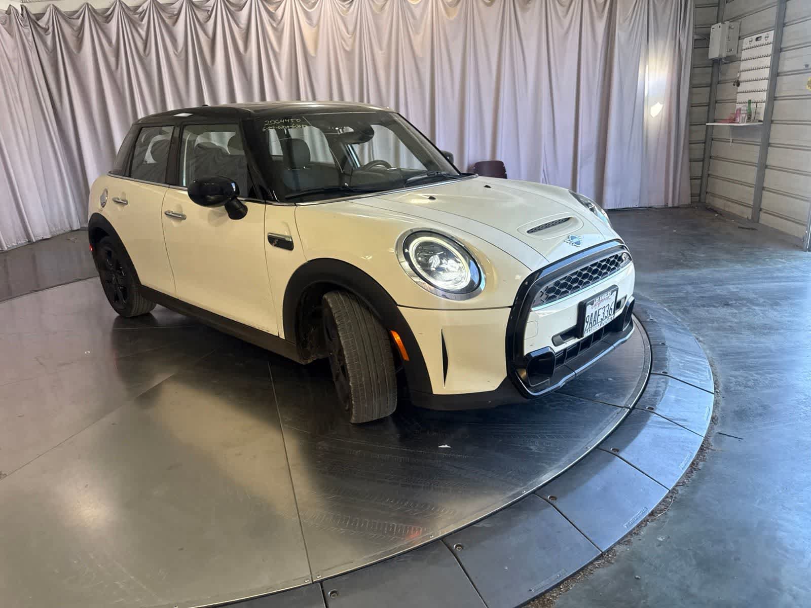Used 2022 MINI Cooper S FWD image 2