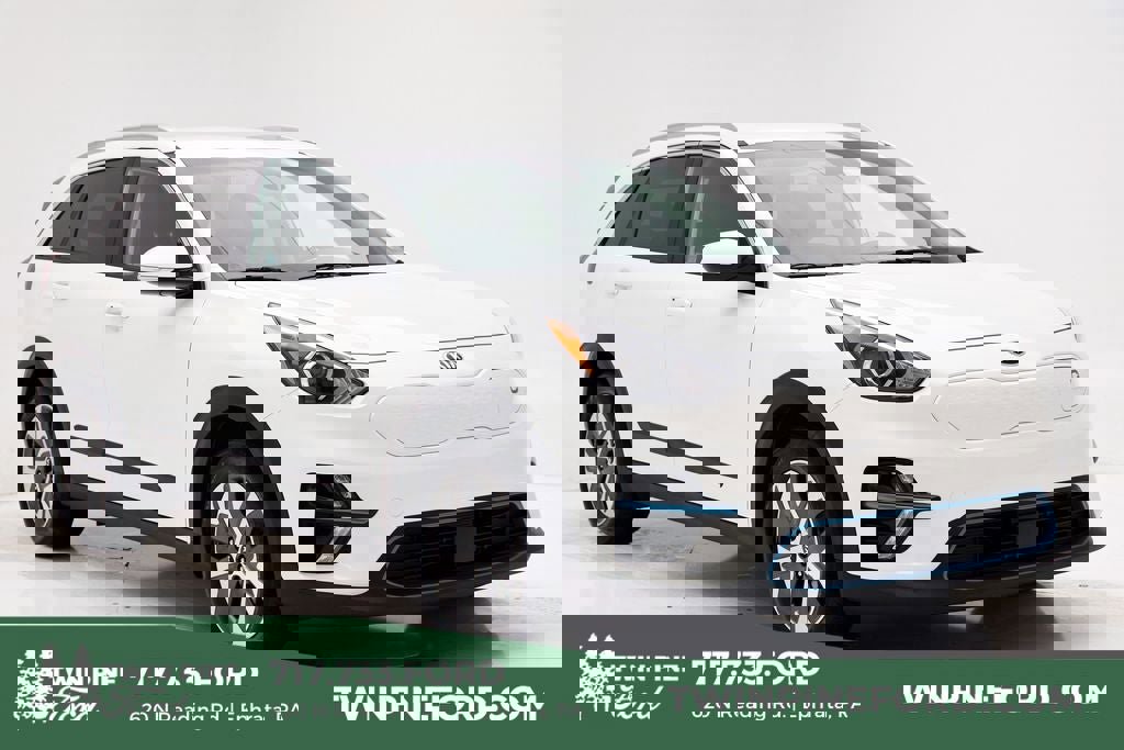 Used 2021 Kia Niro EX w/ Cold Weather Package image 1