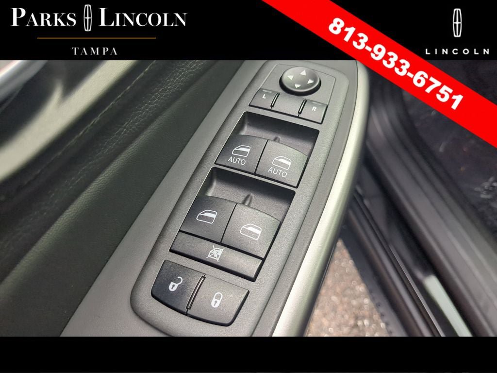 Used 2022 Jeep Cherokee Latitude Lux w/ Sun & Sound Group AWD/4WD image 17