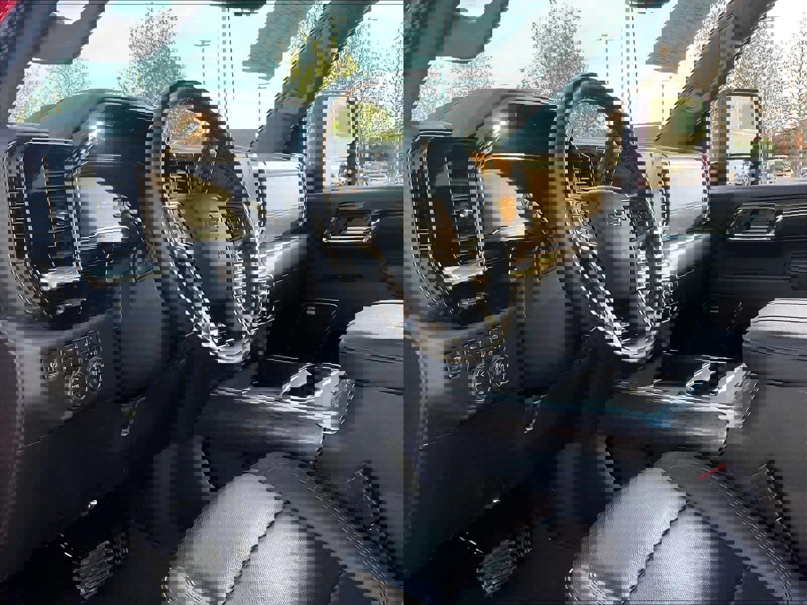 Used 2024 Chevrolet Silverado 2500 LTZ w/ LTZ Plus Package image 17